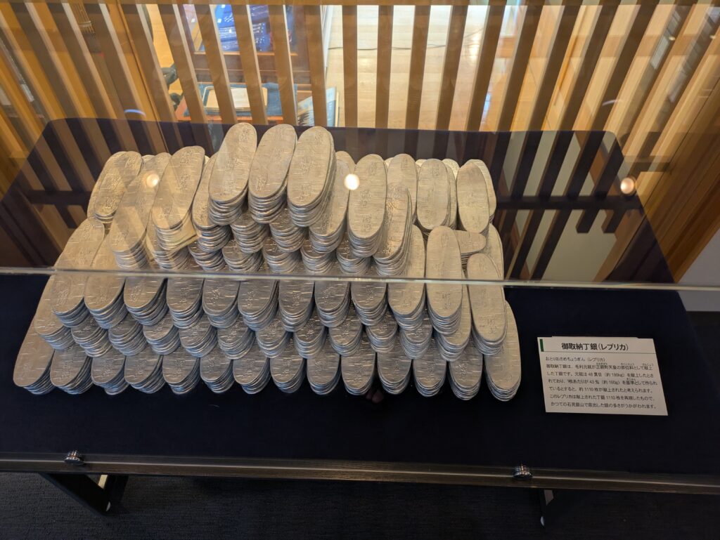 銀のレプリカ